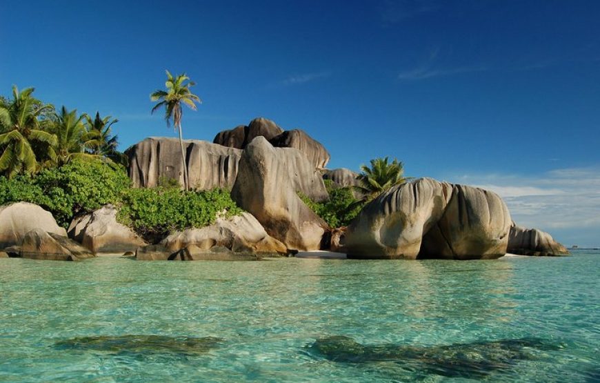 La Digue Independent Tour