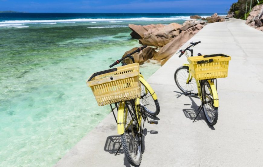 La Digue Independent Tour